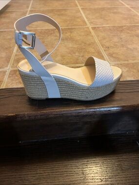 Nine West Cream platform Espadrille Wedge Sandals with Ankle Strap